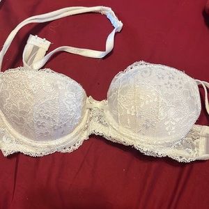 White lace bra